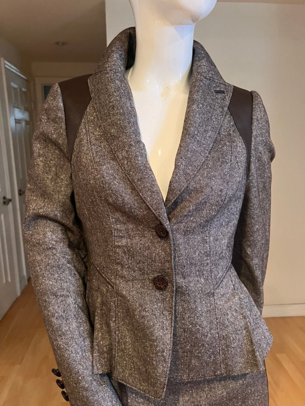 VINTAGE Y2K BEBE TWO PIECE SKIRT JACKET TWEED SUIT SIZE 8 / 10 - Picture 3 of 11